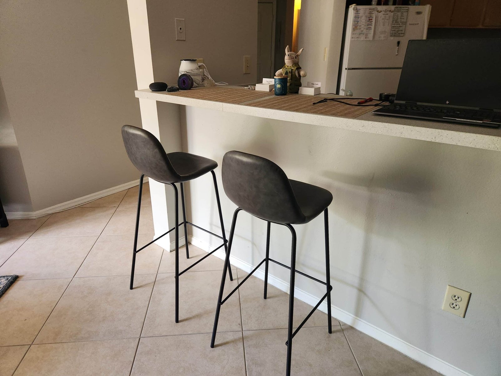 counter stools for rent during TDY