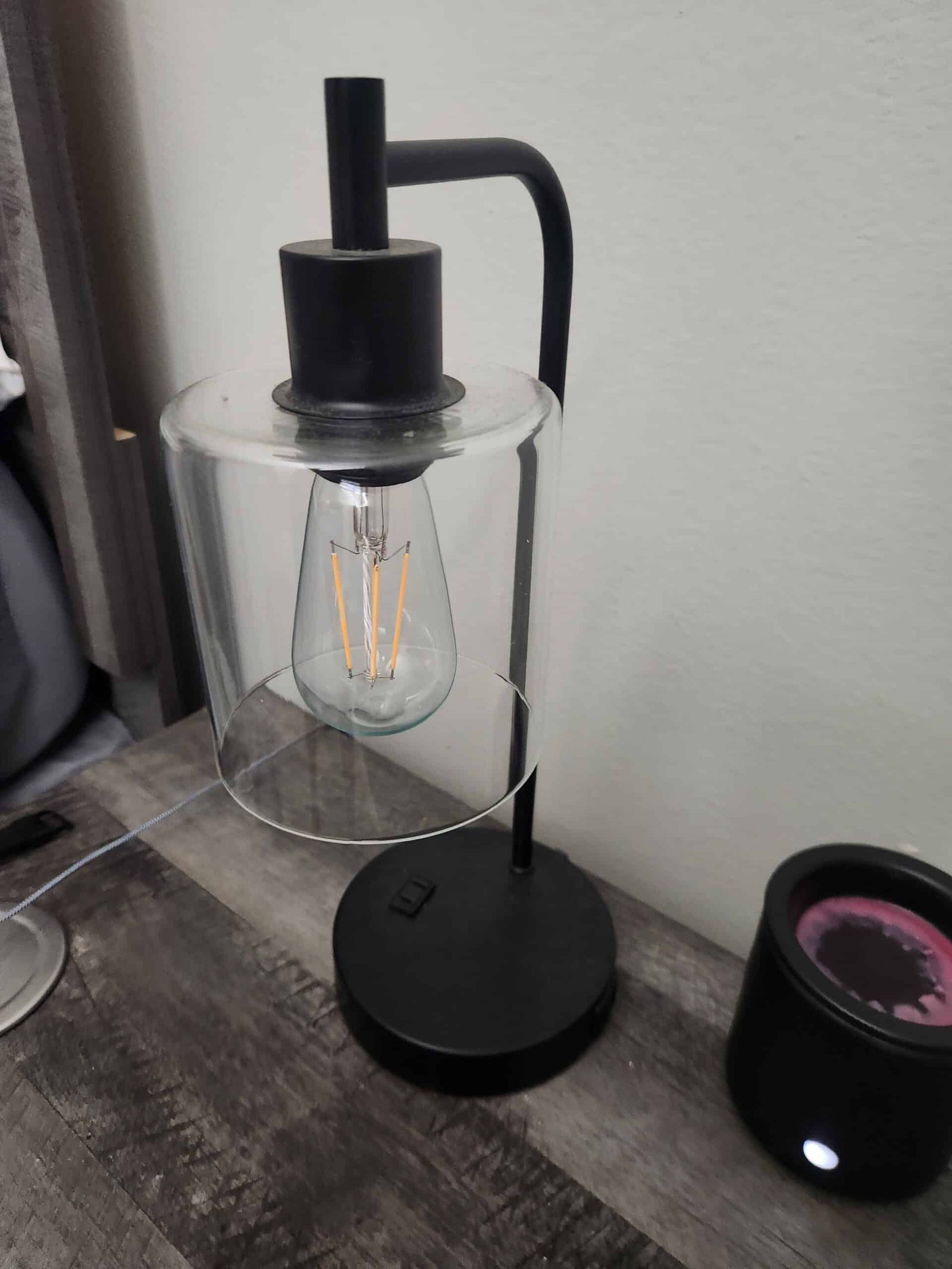 modern lamp for rent for TDY
